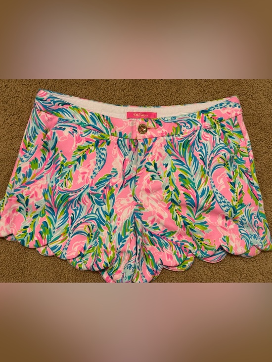 Lilly Pulitzer Pants - Lilly Pulitzer Buttercup shorts in “Pink Unicorn of the Sea Mermaid" print